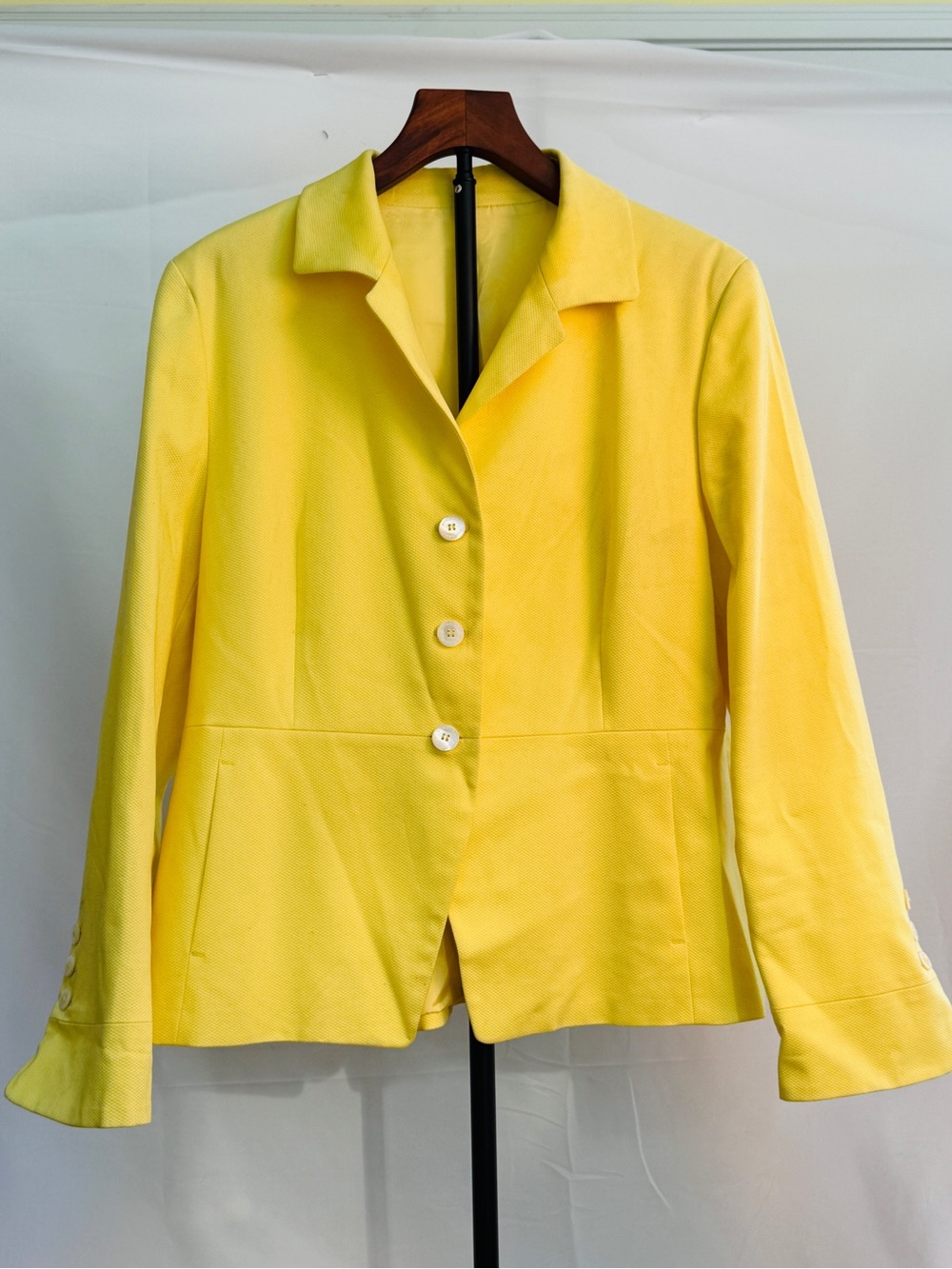 Burberry Bright Yellow Single-Breasted Blazer